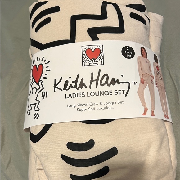 Keith Haring Ladies Lounge Set - Cream and Black - Picture 1 of 1